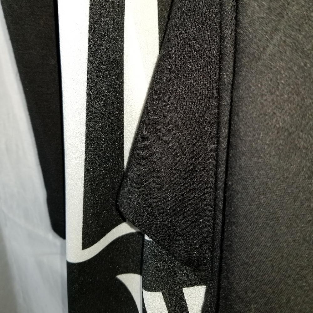 Sunny Leigh geo striped tunic - Picture 6 of 7